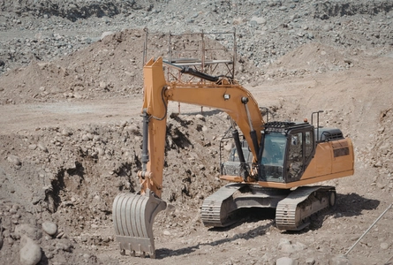 page-layanan-sewa-alat-berat-excavator