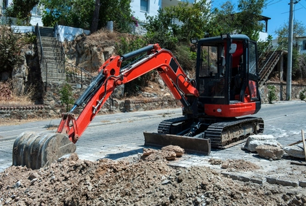 page-layanan-sewa-alat-berat-mini-excavator